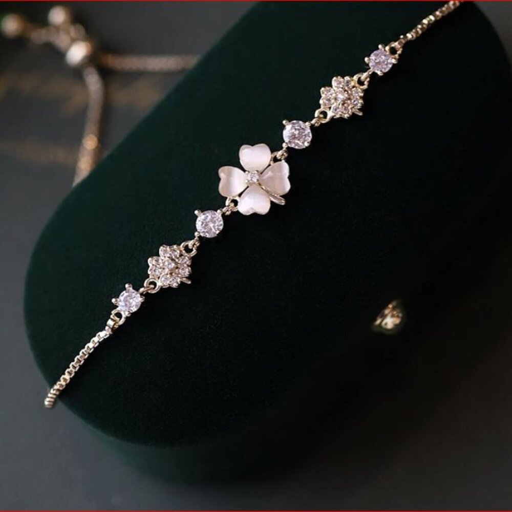 NEW 14K Gold Plated Diamond Flower Bracelet